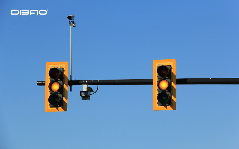 vượt đèn vàng có bị phạt không